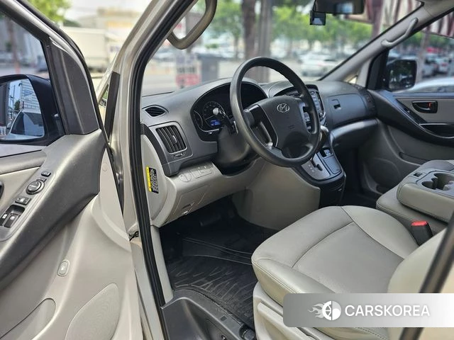 Hyundai The New Grand Starex id 4546953 из Кореи 20