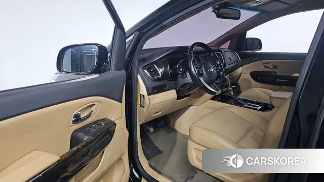 Kia The New Carnival id 3718653 из Кореи 20