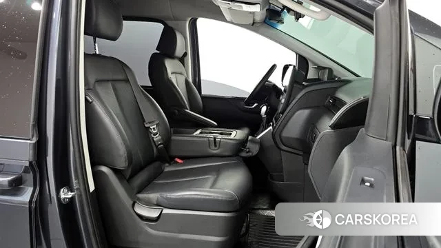 Hyundai Staria id 3031663 из Кореи 20