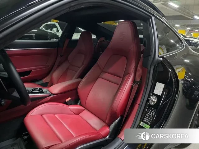 Porsche 911(992) id 3592902 из Кореи 19