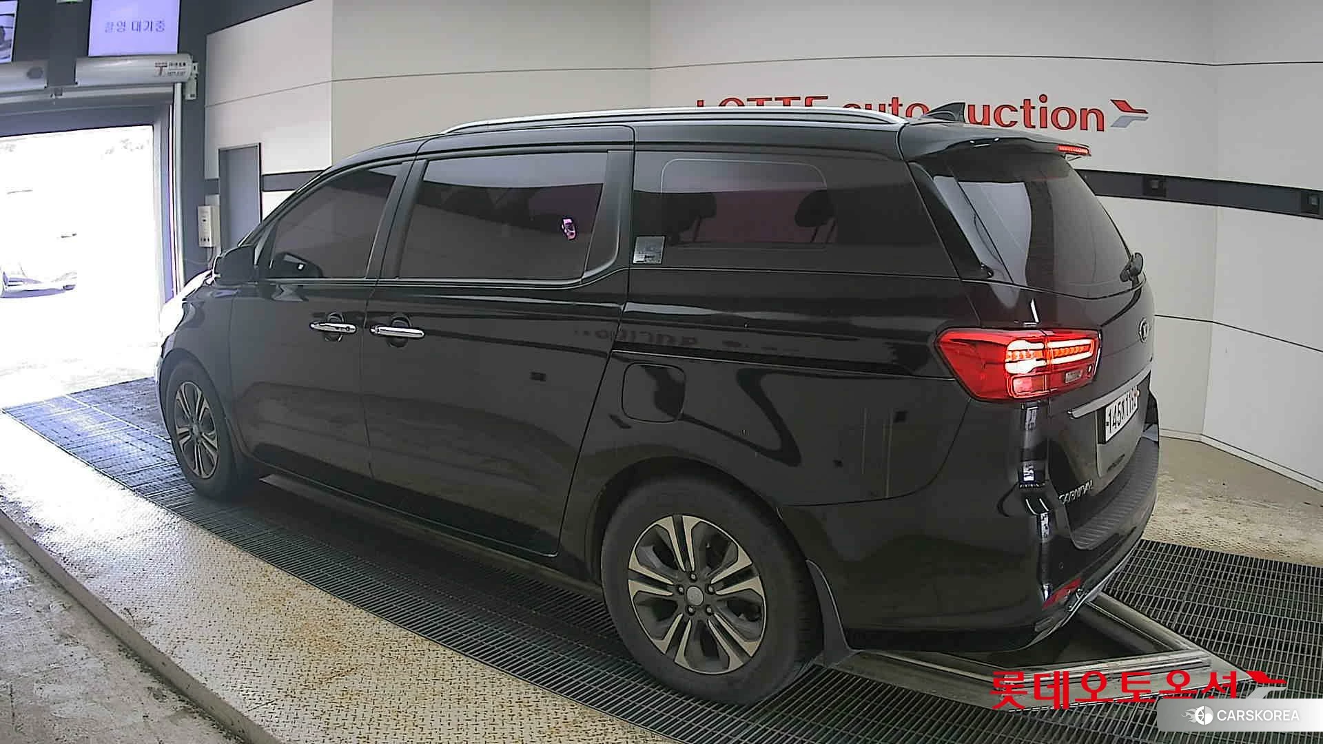 Kia Carnival id 4289556 из Кореи 38