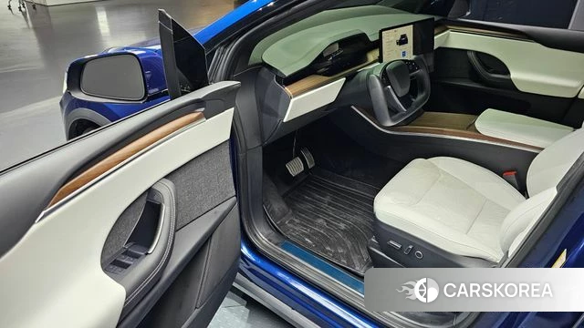 Tesla Model X id 4360715 из Кореи 33