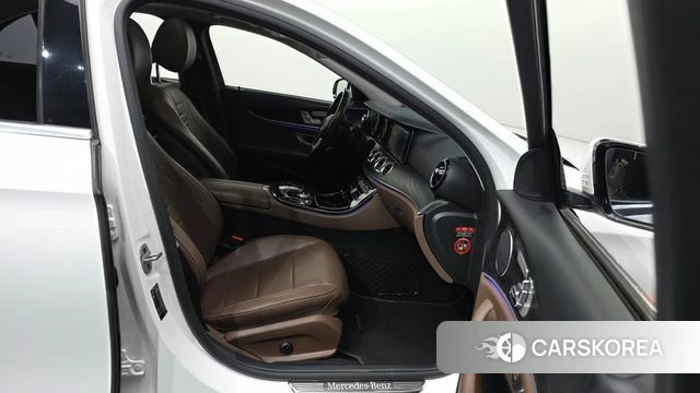 Mercedes-Benz E-Class W213 id 3808069 из Кореи 20