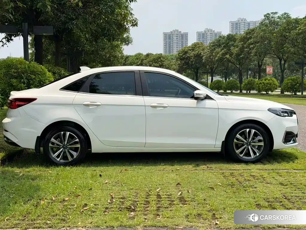 Ford Forrest id 4679670 из Китая 14