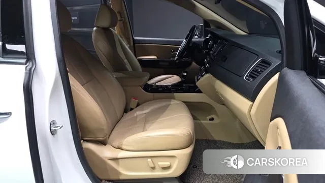 Kia The New Carnival id 3608227 из Кореи 20