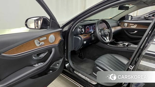 Mercedes-Benz E-Class W213 id 3873438 из Кореи 20