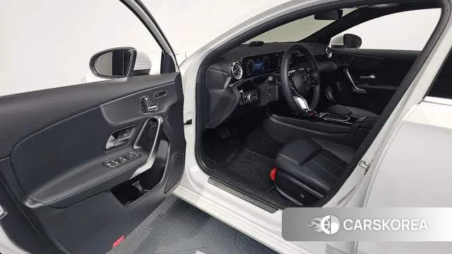 Mercedes-Benz A-Class W177 id 3731721 из Кореи 20