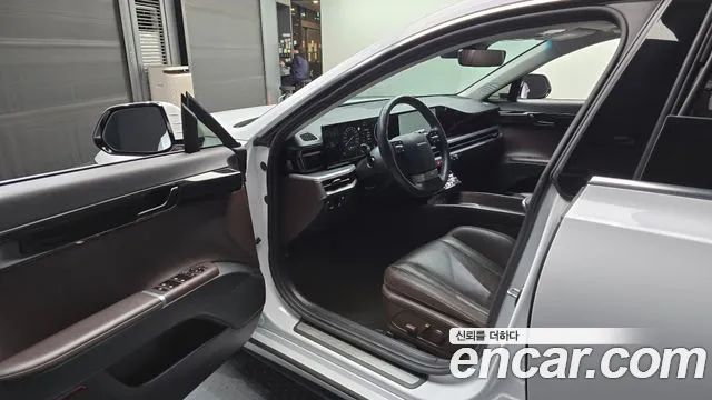 Hyundai Grandeur (GN7) id 2206483 из Кореи 20