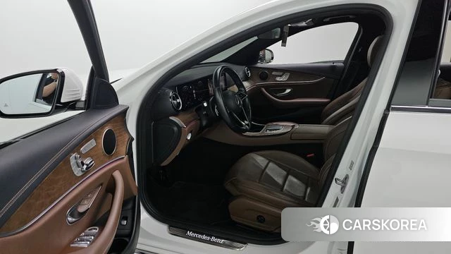 Mercedes-Benz E-Class W213 id 3923898 из Кореи 20