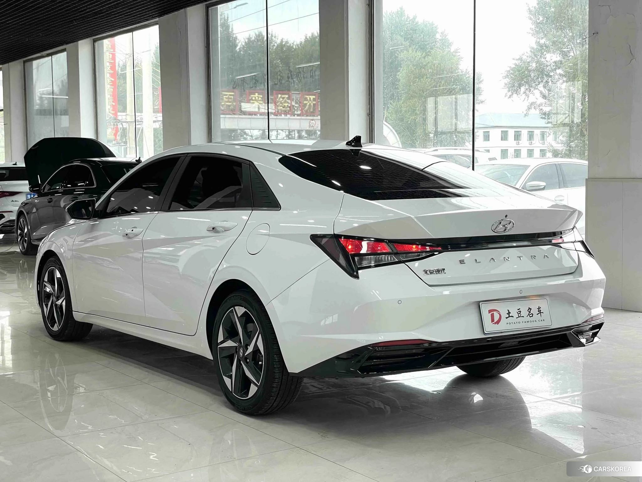 Hyundai Elantra id 4468079 из Китая 20