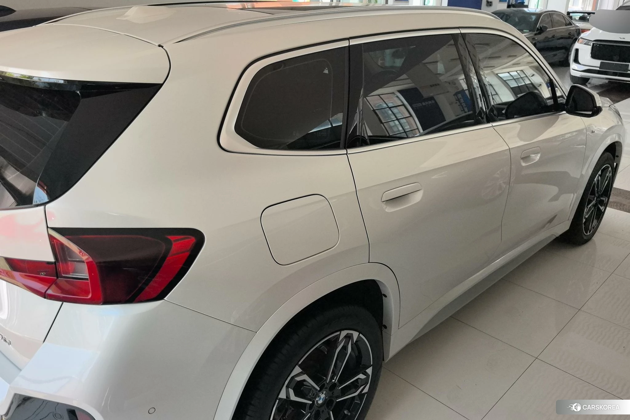 BMW X1 id 4479302 из Китая 17