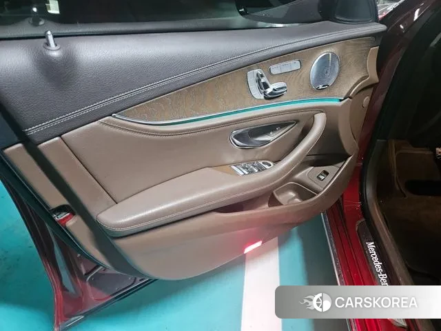 Mercedes-Benz E-Class W213 id 3292057 из Кореи 17