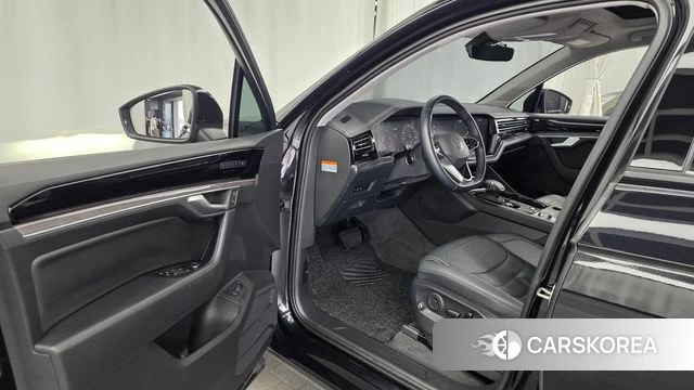 Volkswagen Touareg 3rd generation id 4304119 из Кореи 35
