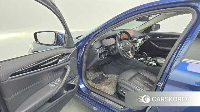 BMW 5 Series (G30) id 3878839 из Кореи 20