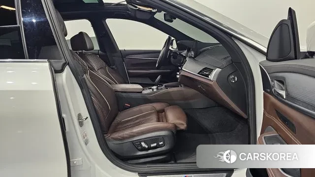 BMW 6 Series GT (G32) id 3483378 из Кореи 20