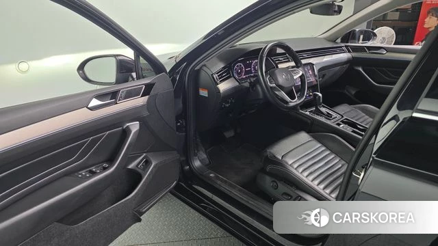 Volkswagen Passat GT (B8) id 3954453 из Кореи 20