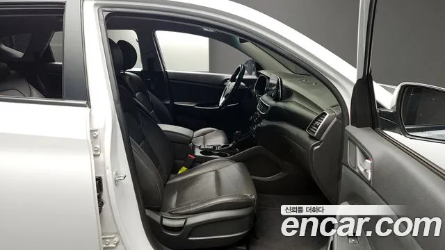 Hyundai All New Tucson id 2337910 из Кореи 20