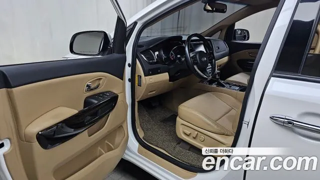 Kia The New Carnival id 2712646 из Кореи 20