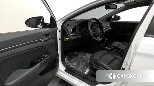 Hyundai Avante AD id 3072119 из Кореи 20