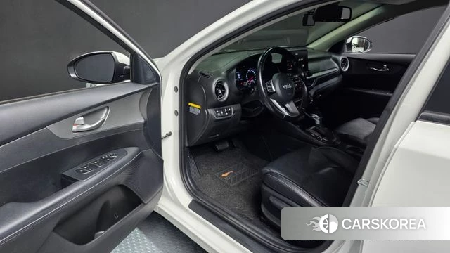 Kia Come New K3 id 3866963 из Кореи 20