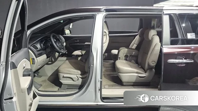 Kia The New Carnival id 3209972 из Кореи 20