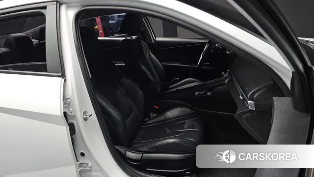 Hyundai Avante (CN7) id 3022887 из Кореи 20