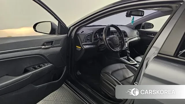 Hyundai Avante AD id 3494658 из Кореи 20