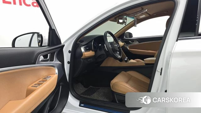 Genesis The New G70 id 3954231 из Кореи 20