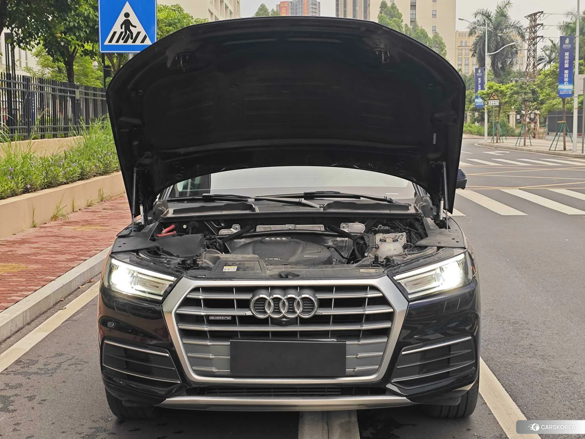 Audi Q5L id 4432197 из Китая 34