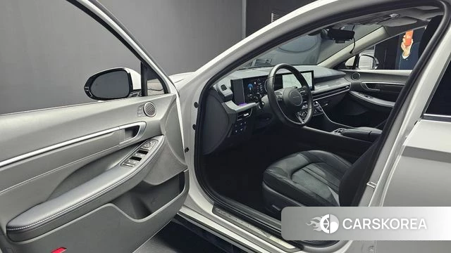Hyundai Sonata D Edge Hybrid (DN8) id 4388006 из Кореи 30