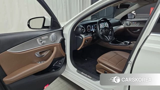 Mercedes-Benz E-Class W213 id 3861617 из Кореи 20