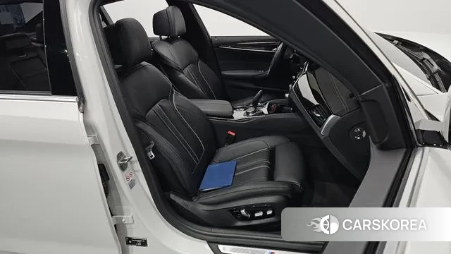 BMW 5 Series (G30) id 3427375 из Кореи 20