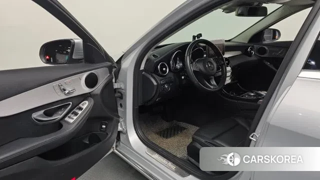Mercedes-Benz C-Class W205 id 3709399 из Кореи 20
