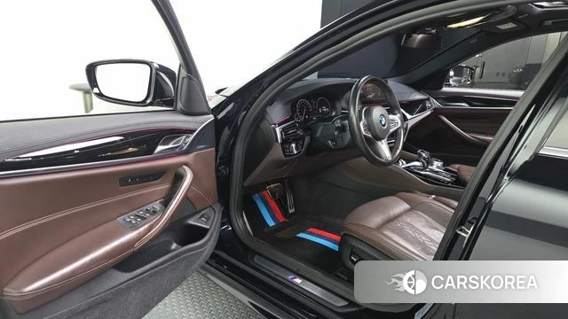BMW 5 Series (G30) id 4737390 из Кореи 32