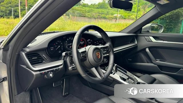 Porsche 911(992) id 4383102 из Кореи 18