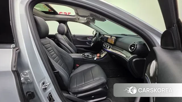 Mercedes-Benz E-Class W213 id 3713392 из Кореи 20