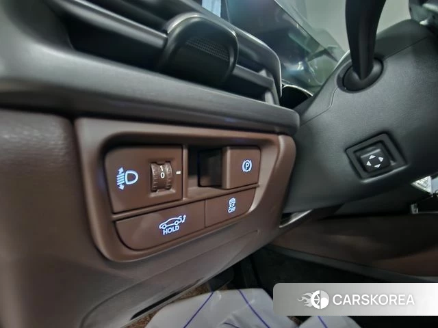 Hyundai Grandeur (GN7) id 3914871 из Кореи 20