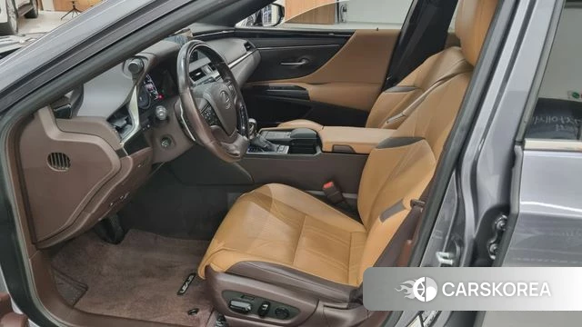 Lexus ES300h 7th generation id 3866032 из Кореи 17