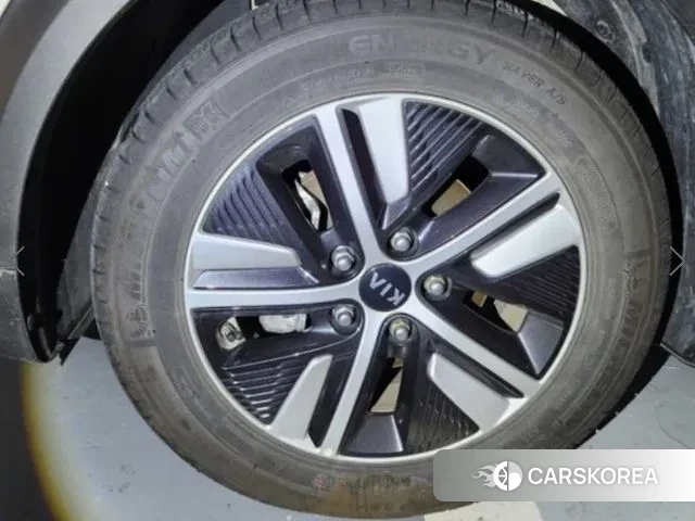 Kia The New Niro id 3509869 из Кореи 10