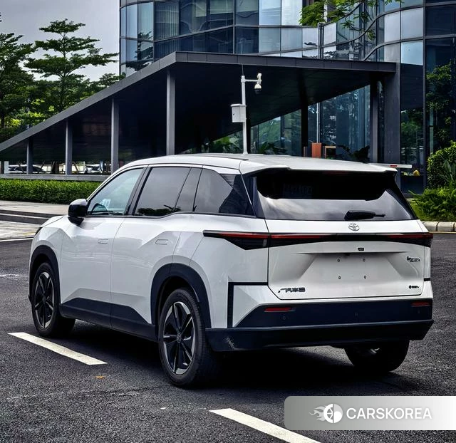 Toyota Platinum Wisdom 3X id 4368389 из Китая 30