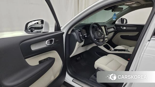 Volvo XC40 id 4523440 из Кореи 33