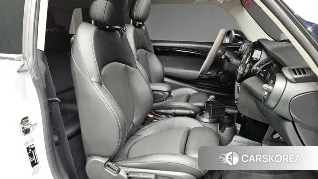 Mini Cooper D id 3220539 из Кореи 20