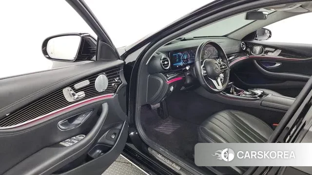 Mercedes-Benz E-Class W213 id 3139529 из Кореи 20