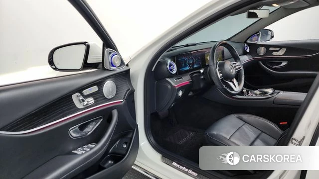 Mercedes-Benz E-Class W213 id 4543412 из Кореи 34
