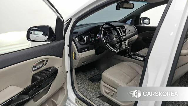 Kia The New Carnival id 3814431 из Кореи 20