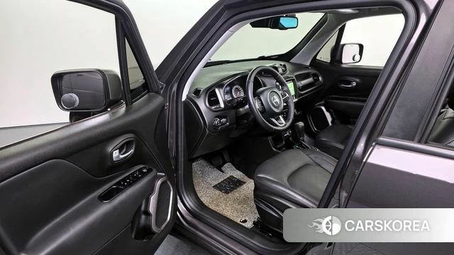 Jeep Renegade id 4370301 из Кореи 20