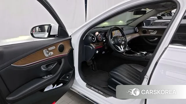 Mercedes-Benz E-Class W213 id 3412479 из Кореи 20