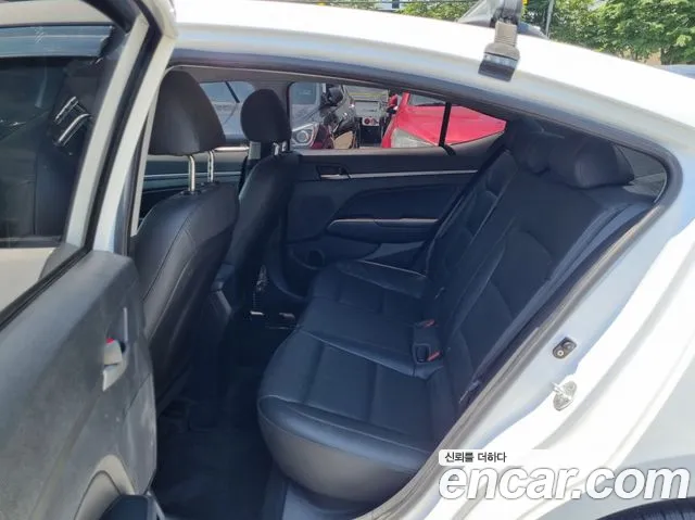 Hyundai Avante AD id 2834901 из Кореи 20