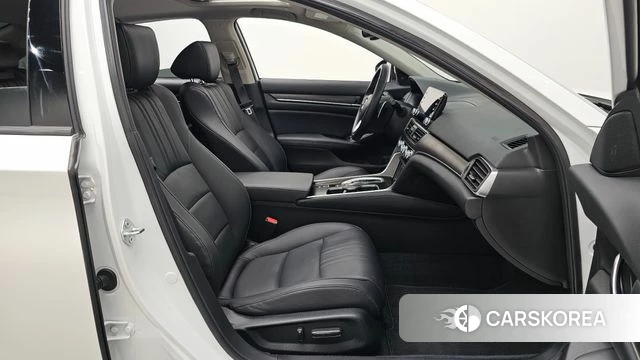 Honda Accord 10th Generation id 4550103 из Кореи 37