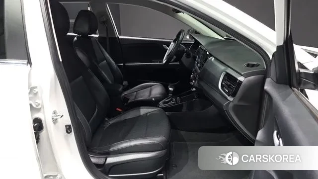 Kia Stonic id 3621829 из Кореи 20